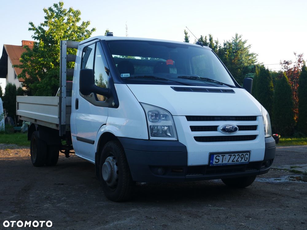 Ford Transit - 1