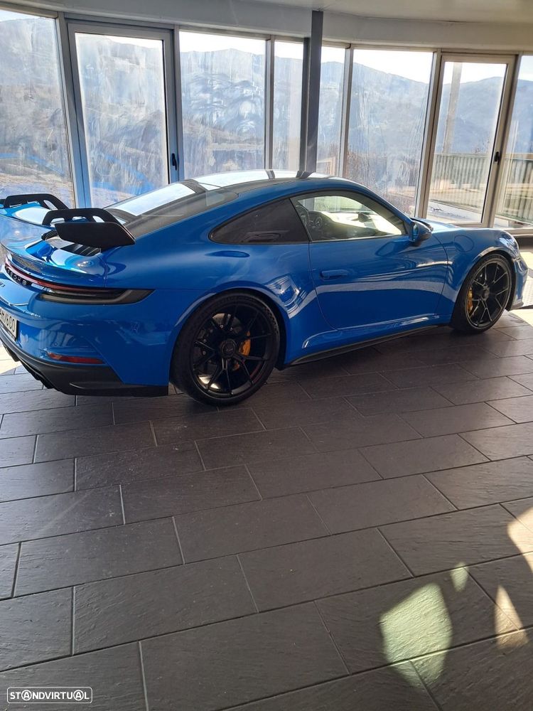 Porsche 911 Série F - 5