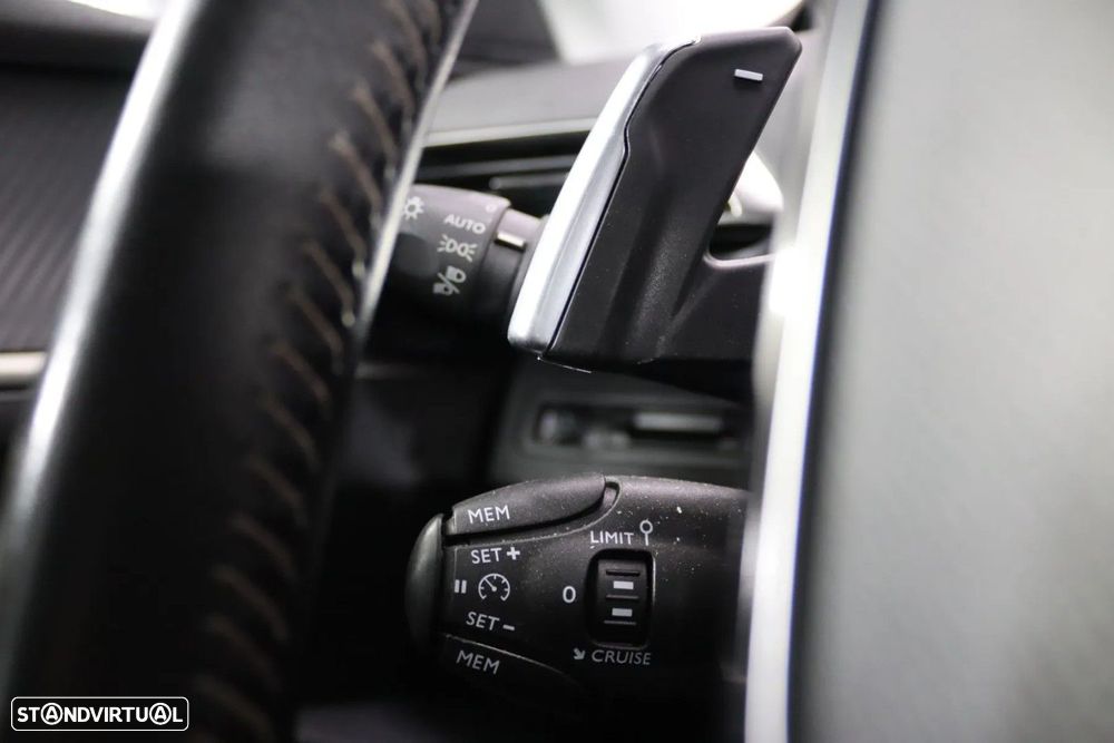 Peugeot 5008 PureTech 130 EAT8 Stop & Start Active Pack - 11