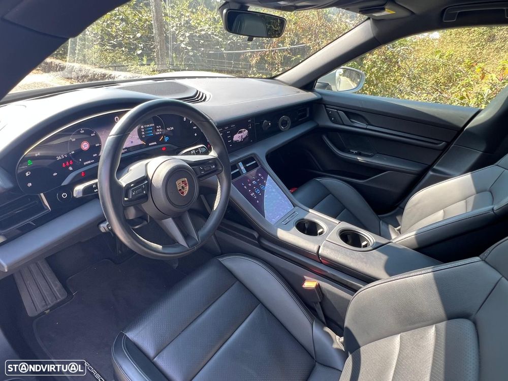 Porsche Taycan Standard - 19
