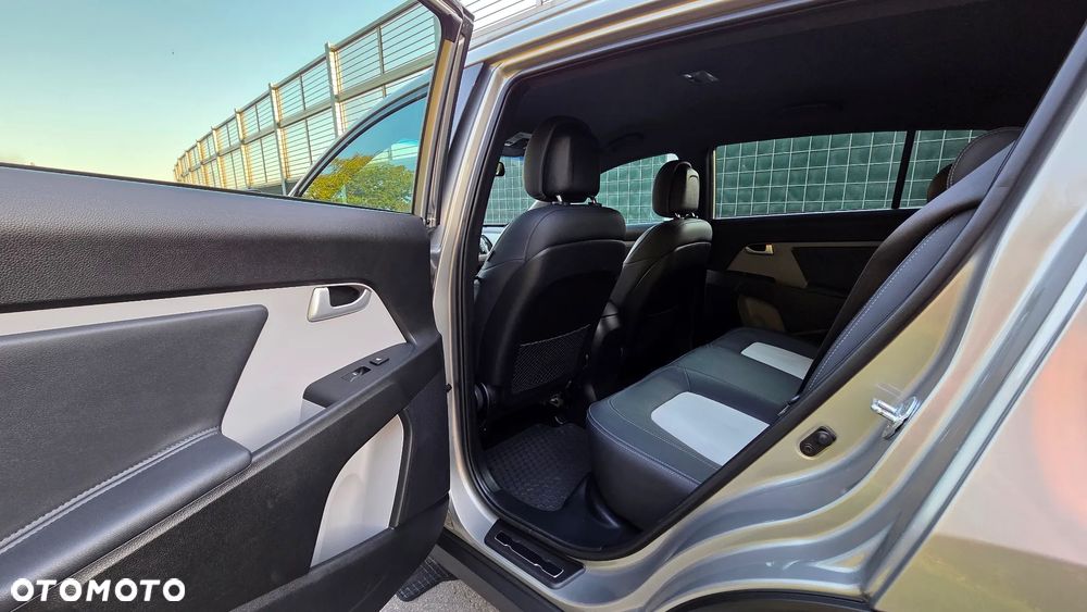 Kia Sportage 2.0 CRDI XL - 38