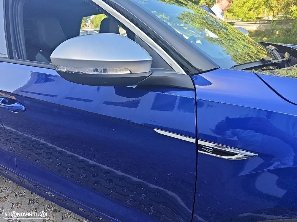 VW T-Roc R 2.0 TSI - 19