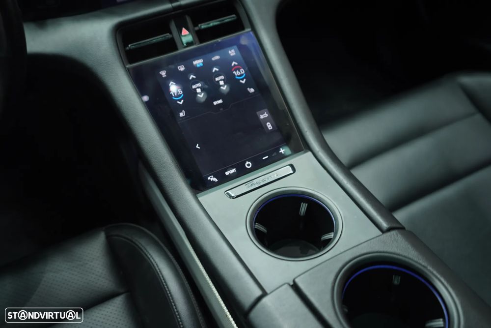 Porsche Taycan Standard - 8
