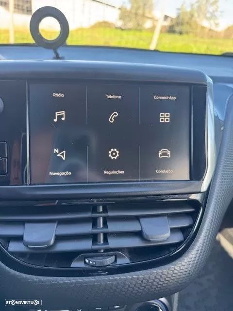 Peugeot 2008 1.5 BlueHDi Style - 29