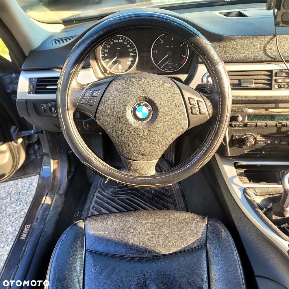 BMW Seria 3 - 11