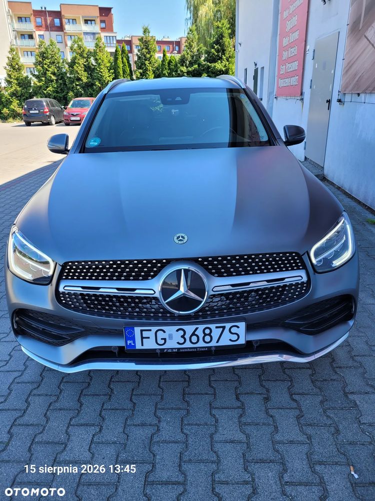 Mercedes-Benz GLC - 1