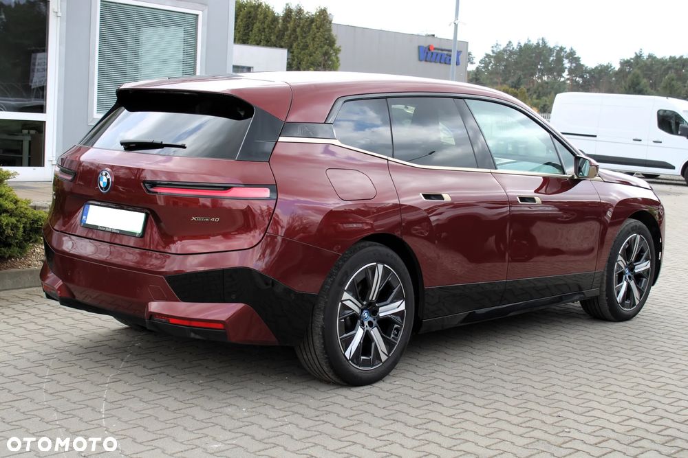 BMW iX xDrive40 76.6kWh - 11
