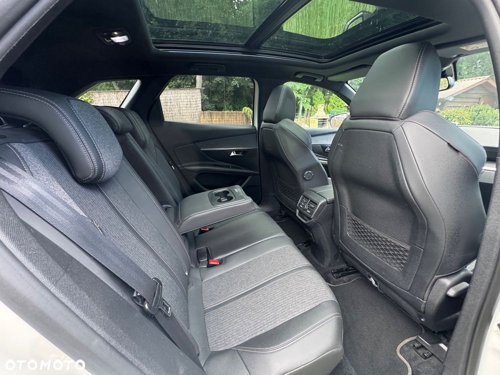 Peugeot 3008 1.5 BlueHDi Allure S&S - 20