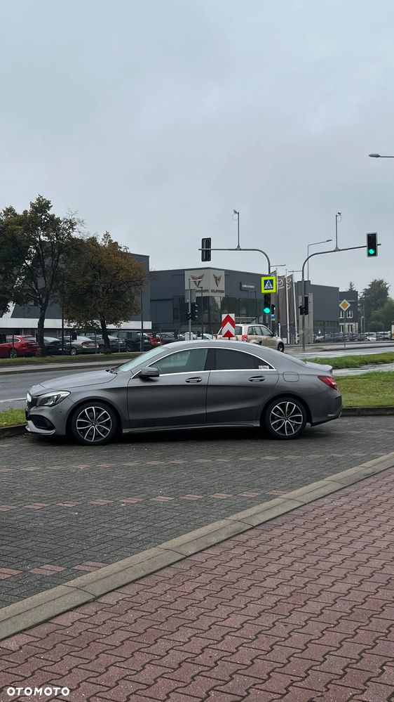 Mercedes-Benz CLA - 1