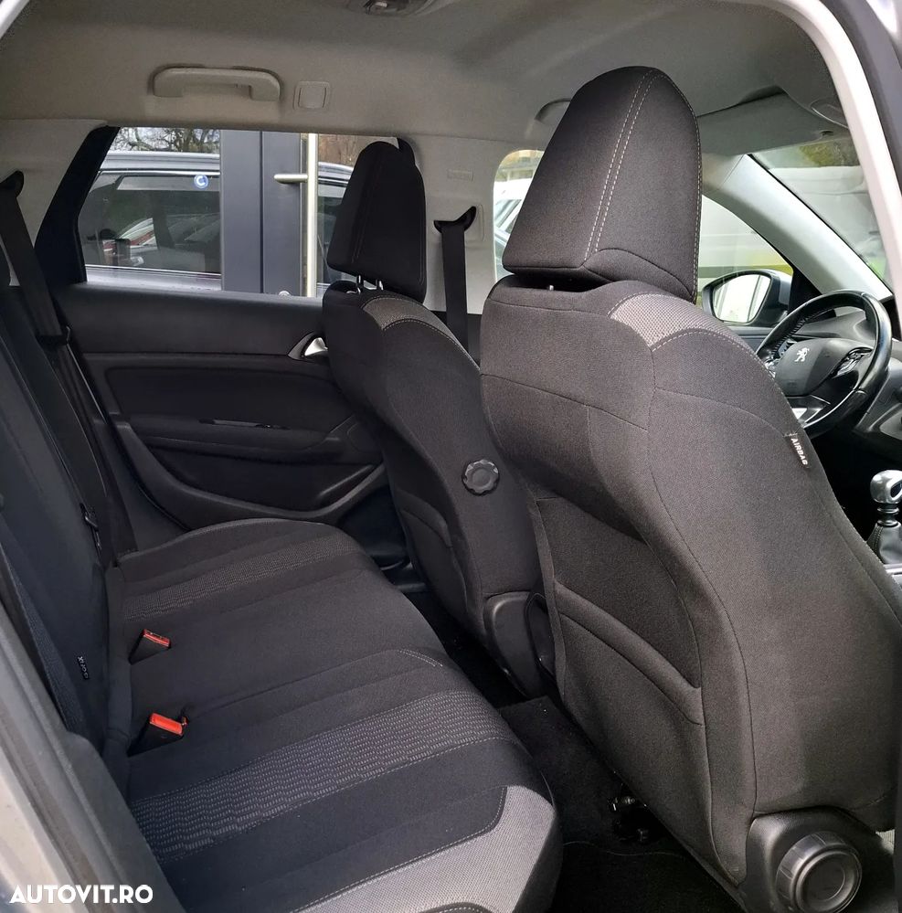 Peugeot 308 BlueHDi FAP 120 Stop&Start Style - 11