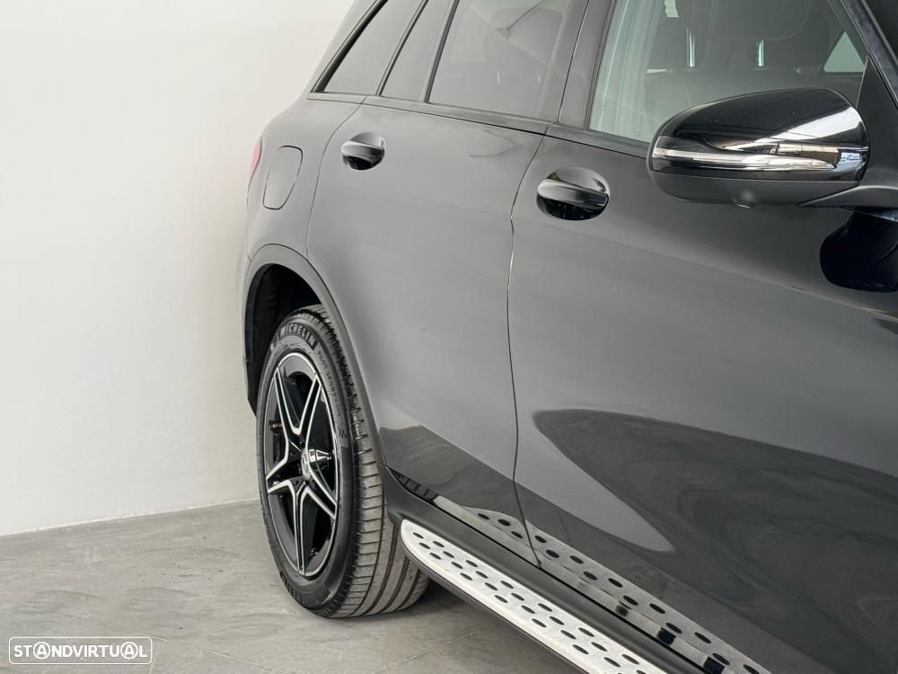 Mercedes-Benz GLC 300 e 4Matic 9G-TRONIC Avantgarde Advanced - 3