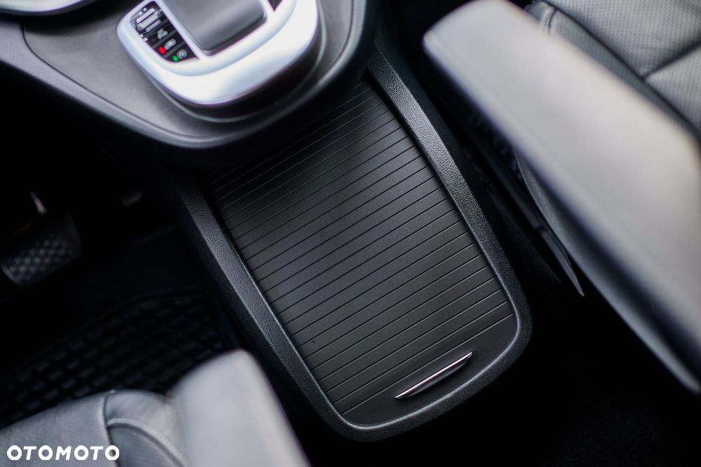 Mercedes-Benz Klasa V 300 d 4-Matic 9G-Tronic (ekstra d³) - 19
