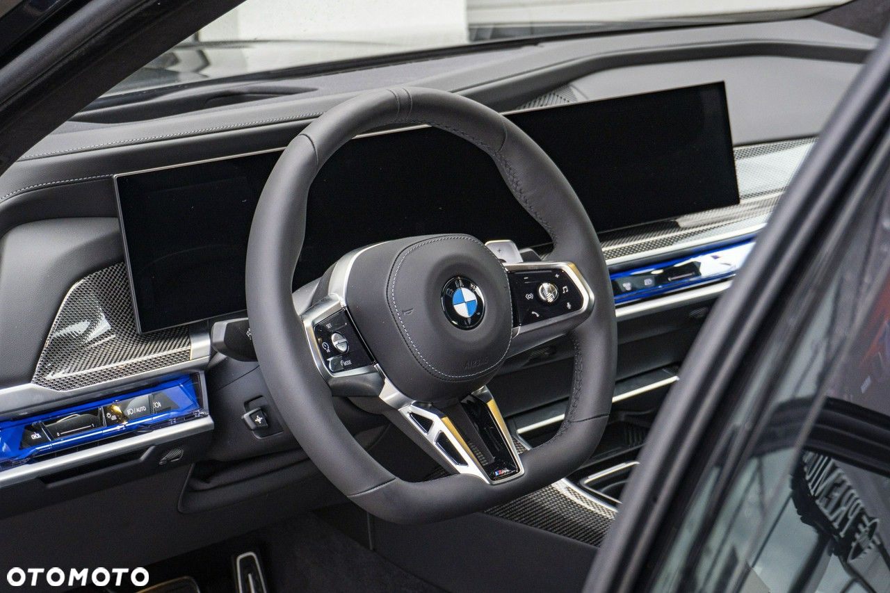 BMW Seria 7 - 10
