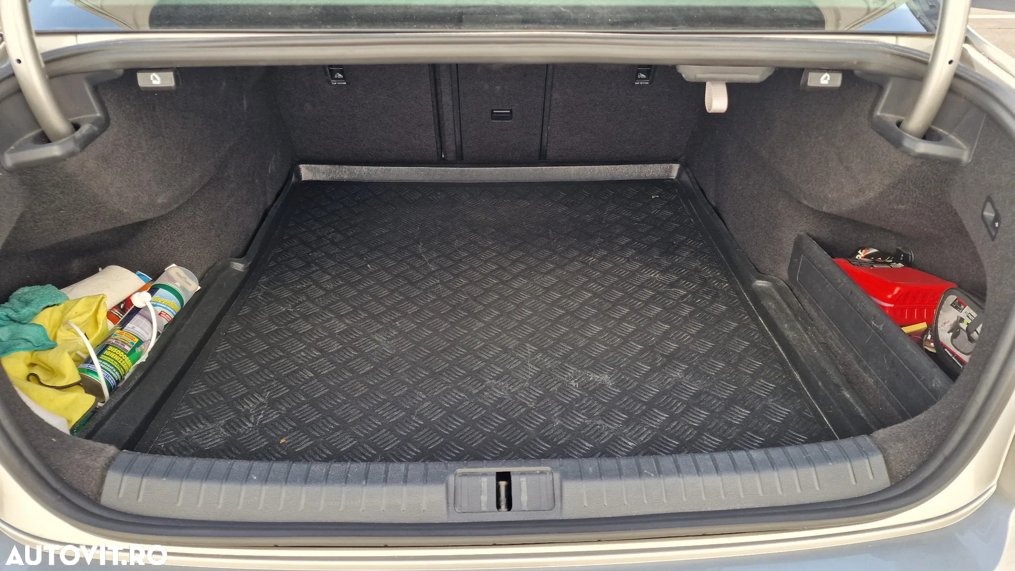 Volkswagen Passat - 20