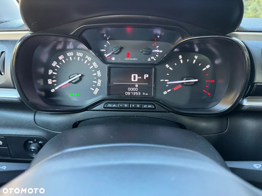 Citroën C3 1.2 PureTech Shine EAT6 - 21