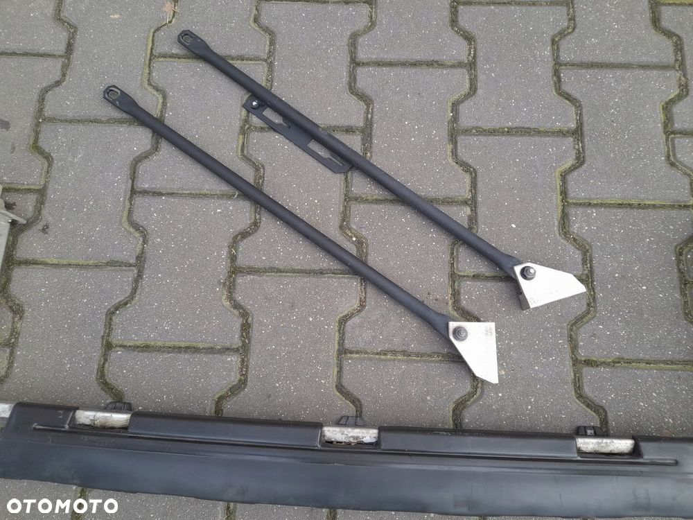 BELKA ZDERZAKA DOLNA KLAKSONY 31429924 VOLVO XC60 II 2019R - 5