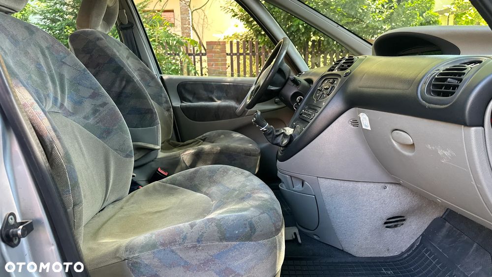 Citroën Xsara Picasso - 15