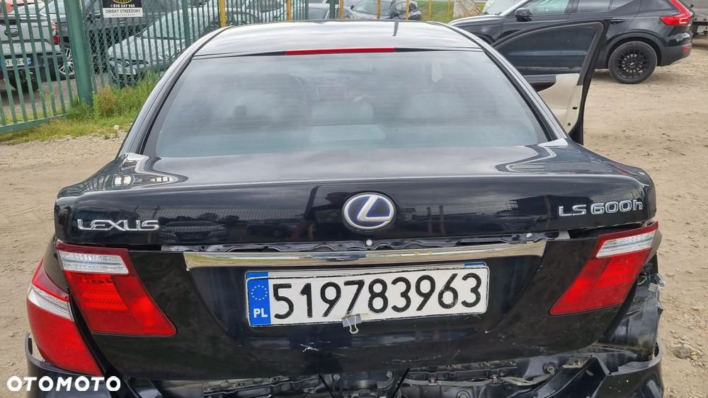 Lexus LS 600h Ambience h - 22
