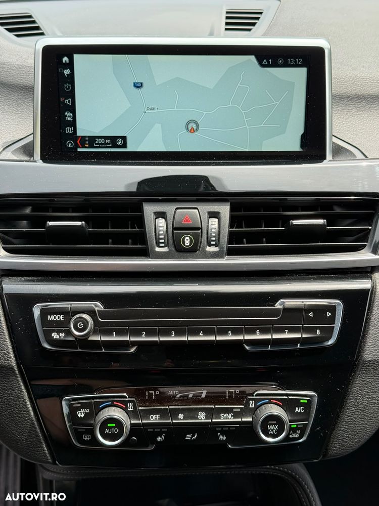 BMW X1 xDrive18d xLine - 11