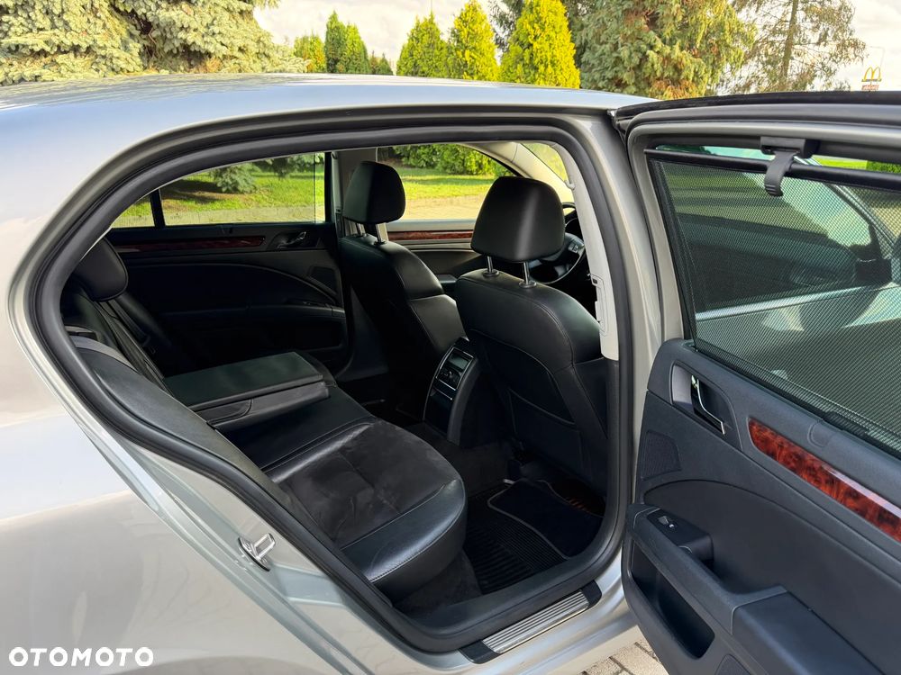 Skoda Superb 2.0 TSI Platinum DSG - 32