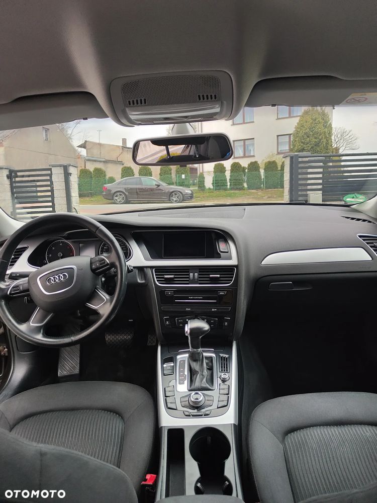 Audi A4 Avant 2.0 TDI DPF multitronic Ambiente - 14