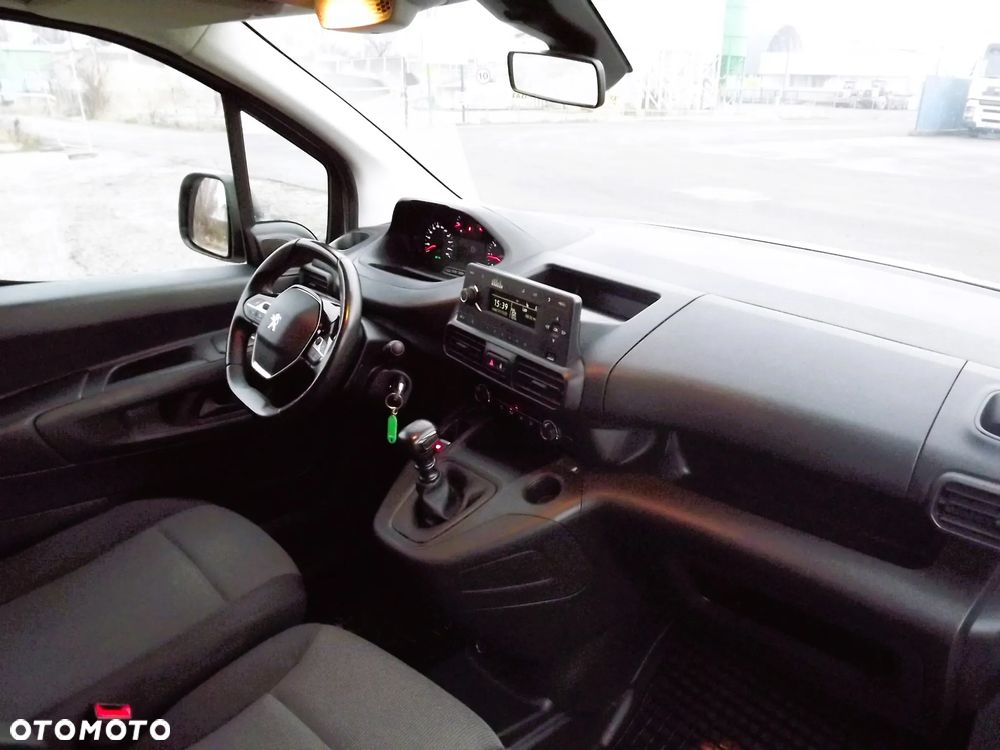 Peugeot Partner - 24