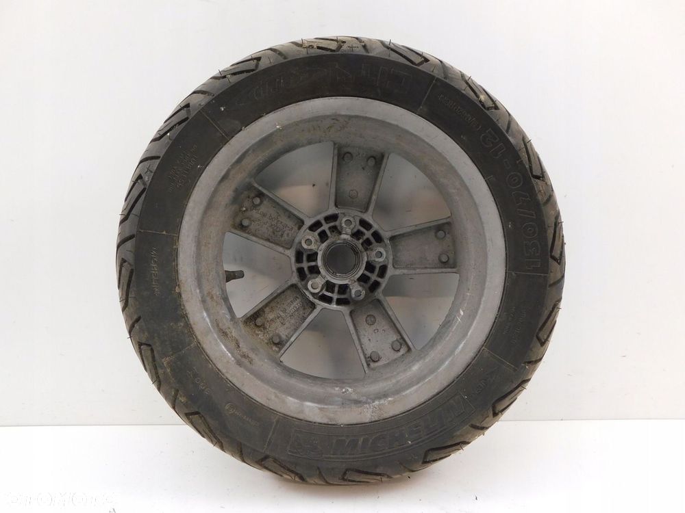 PIAGGIO VESPA GTS 125 KOŁO OPONA FELGA TYŁ M1 - 2