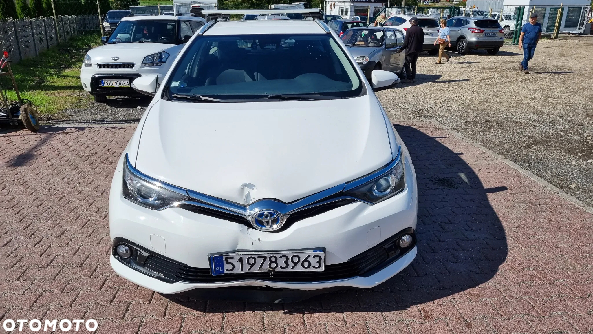 Toyota Auris 1.8 VVT-i Hybrid Automatik Comfort - 27