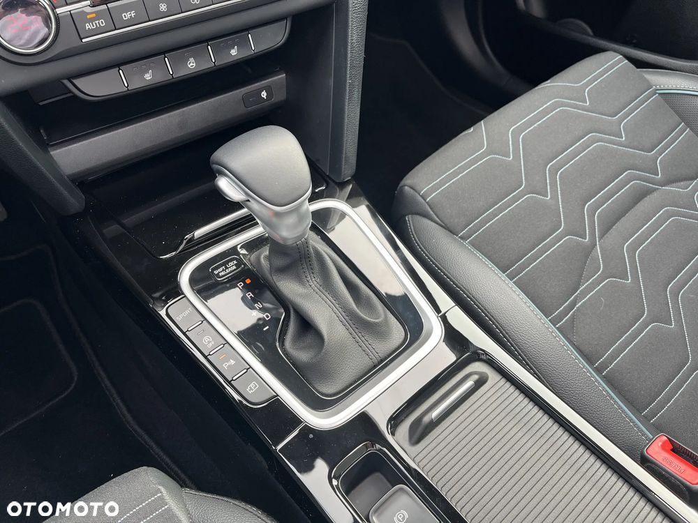 Kia XCeed 1.6 T-GDI Tribute DCT - 15