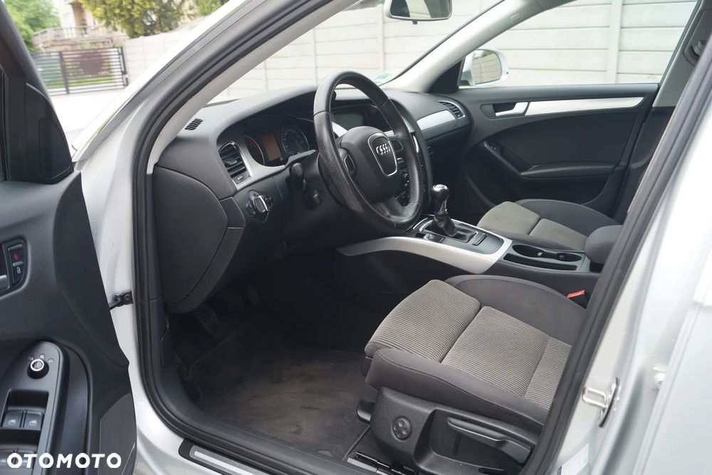 Audi A4 Avant 2.0 TDI DPF Ambition - 39
