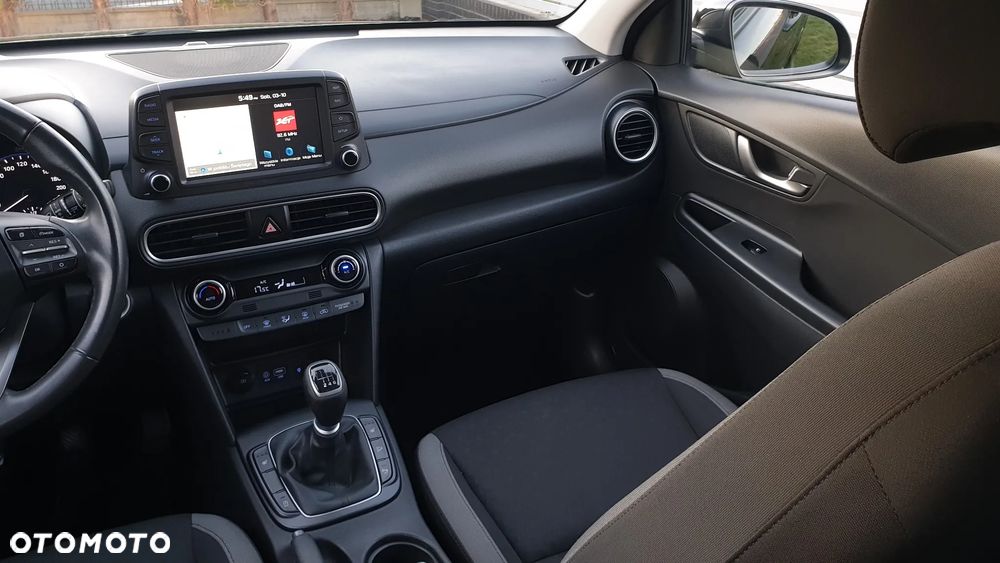 Hyundai Kona - 16