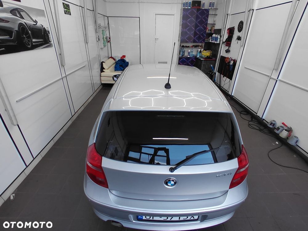 BMW Seria 1 2011 photo 3