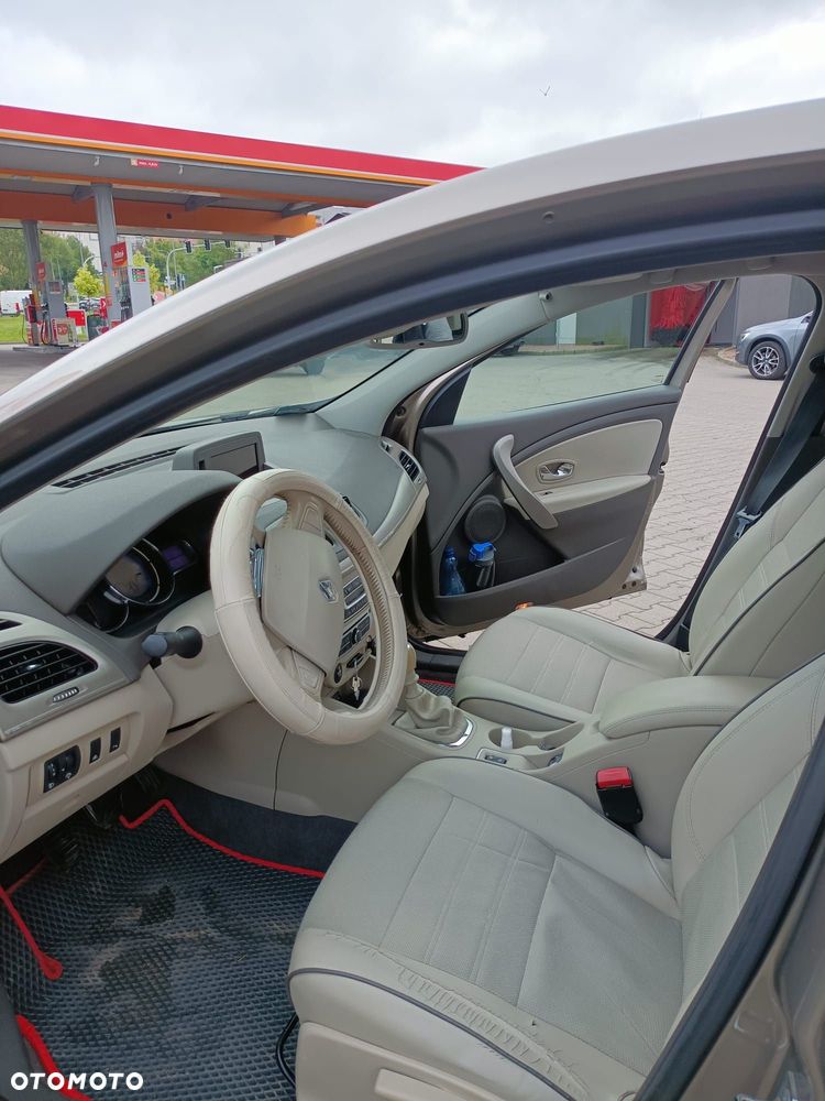 Renault Fluence 1.5 dCi Intens EU6 - 11