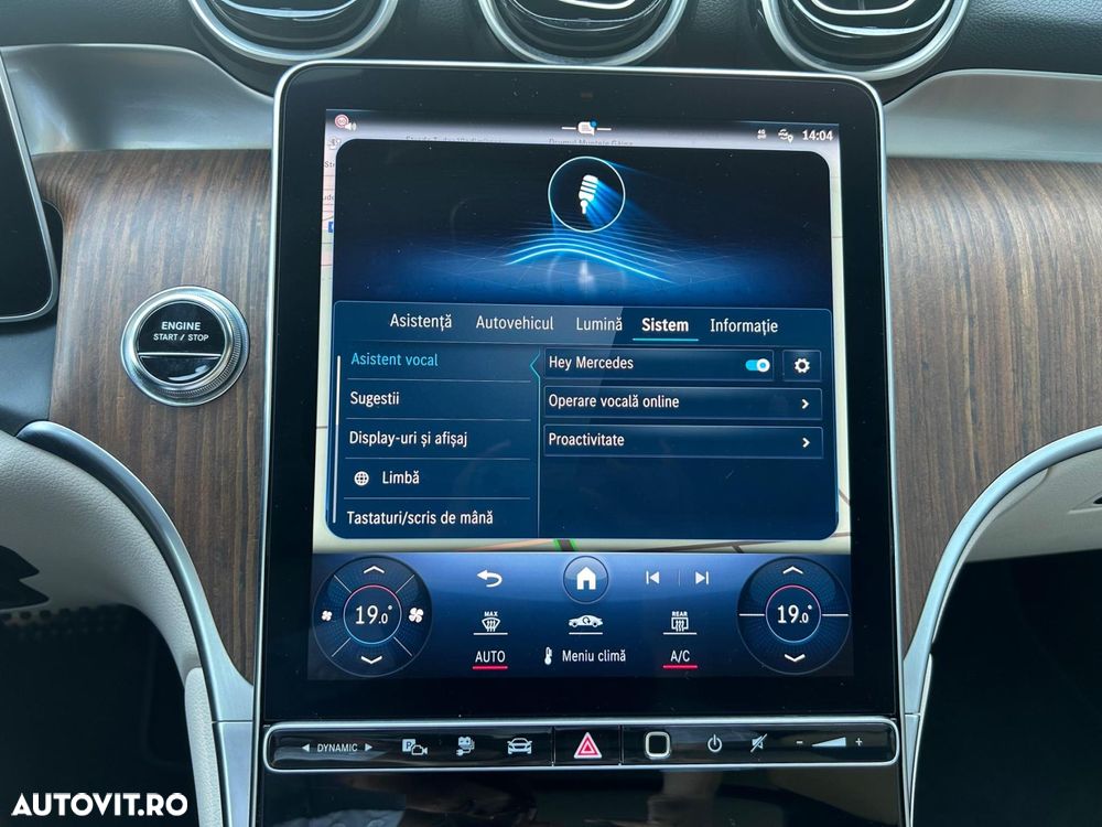 Mercedes-Benz GLC 300 e 4Matic 9G-TRONIC Exclusive - 29