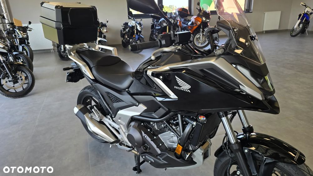 Honda NC - 26