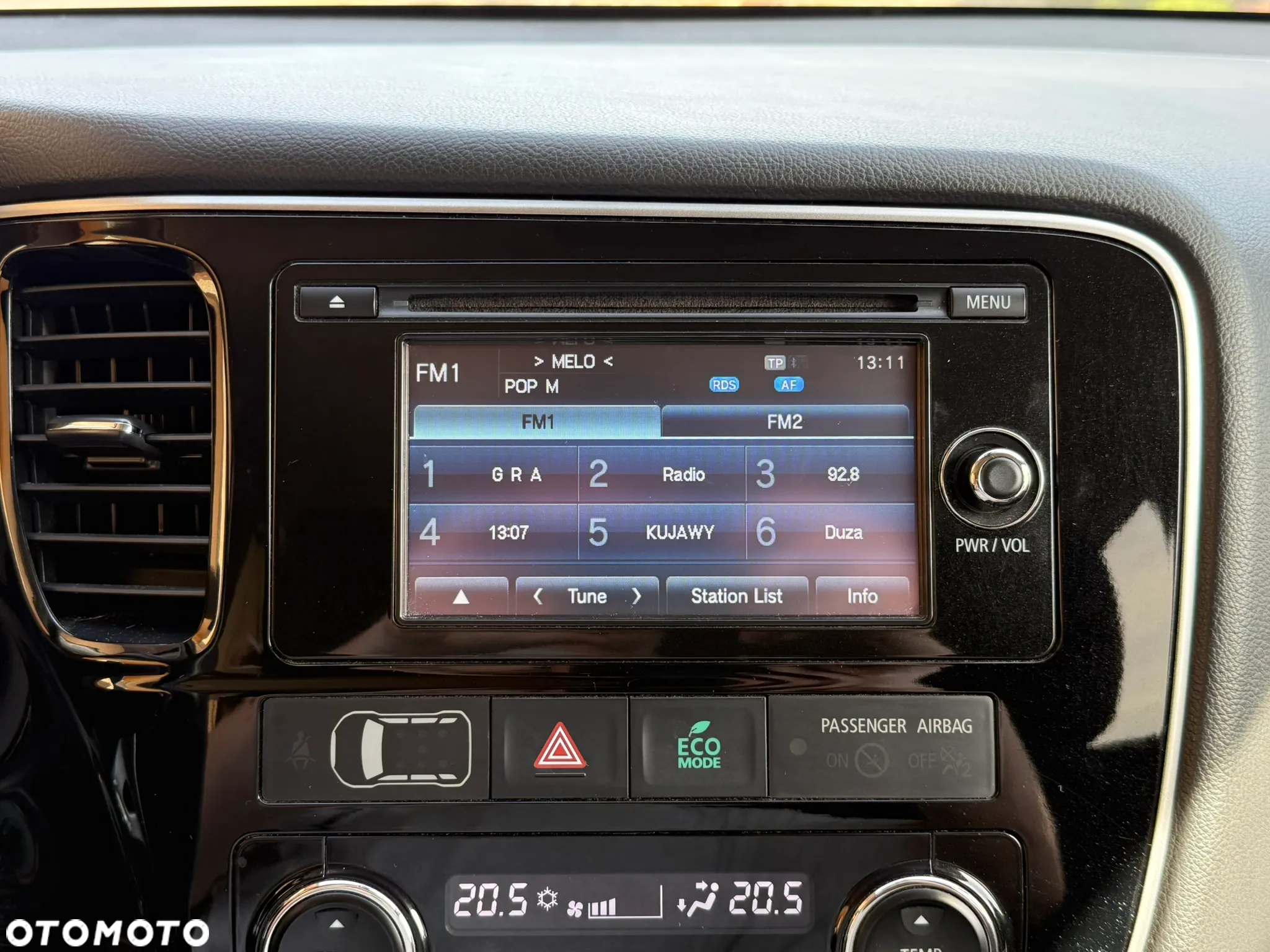 Mitsubishi Outlander 2.0 Intense 4WD CVT - 13