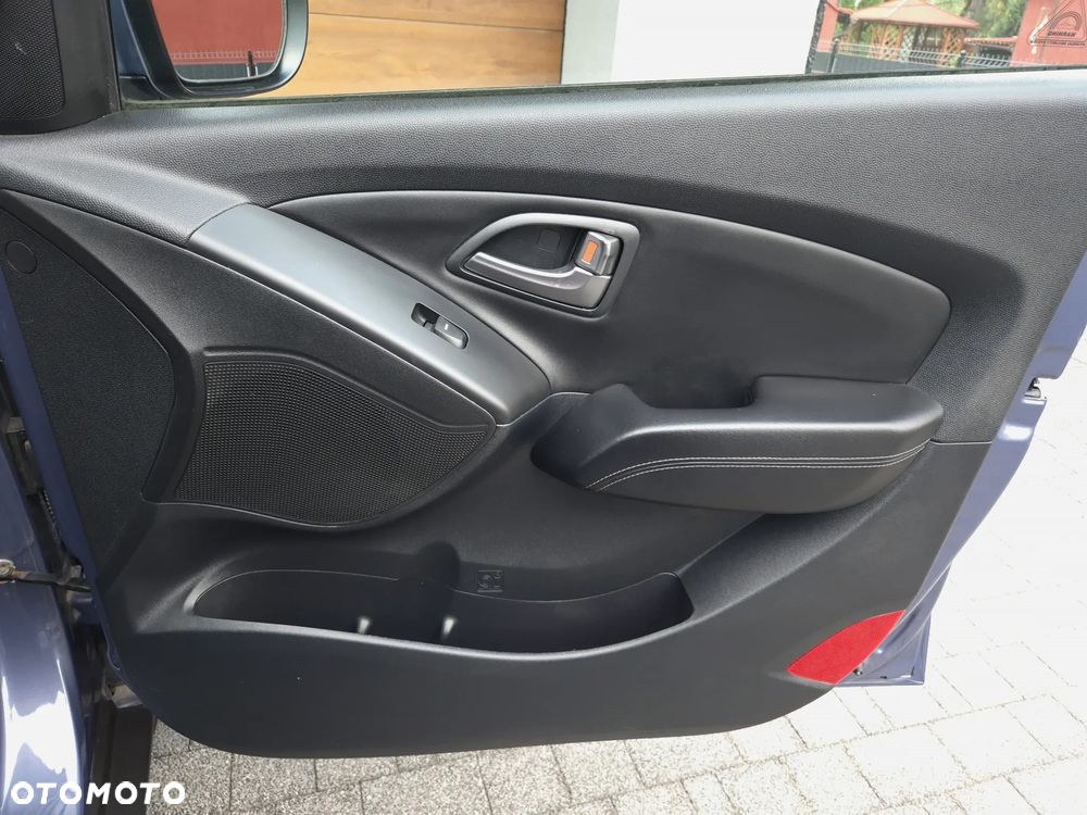 Hyundai ix35 1.6 2WD blue Style - 31