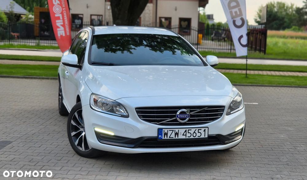 Volvo V60 D3 Momentum Core - 21