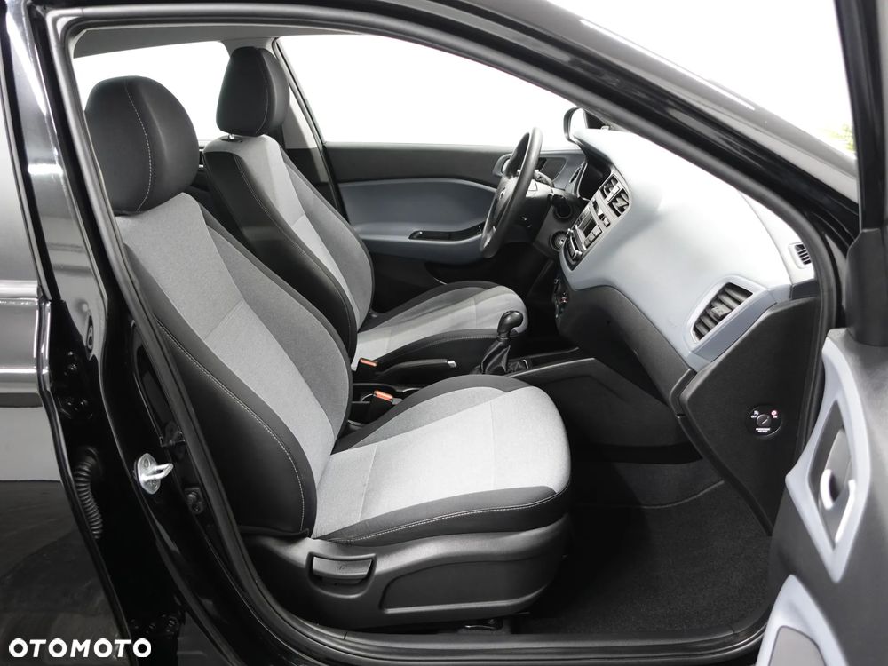 Hyundai i20 1.2 Classic - 26