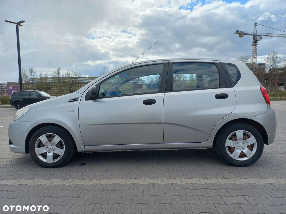 Chevrolet Aveo 1.2 16V Base (air4) - 2