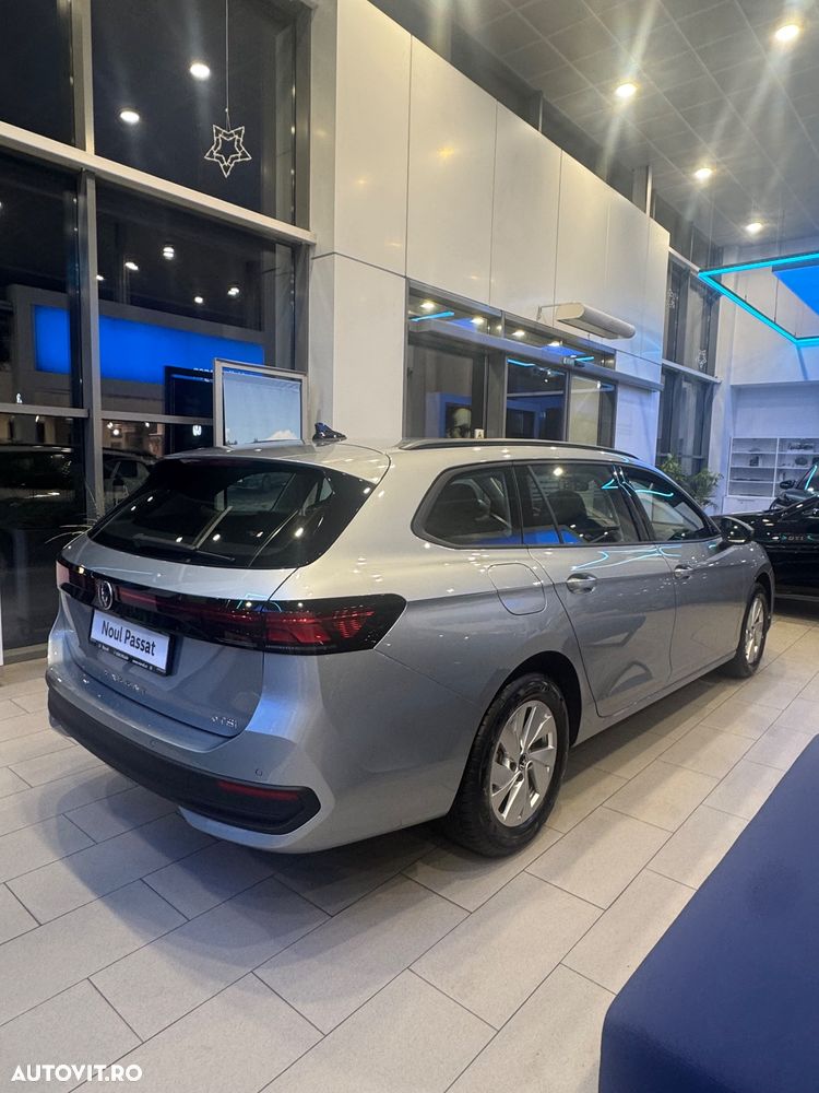 Volkswagen Passat 1.5 eTSI DSG MHEV Base - 4