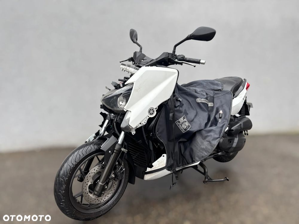 Yamaha X-max - 6