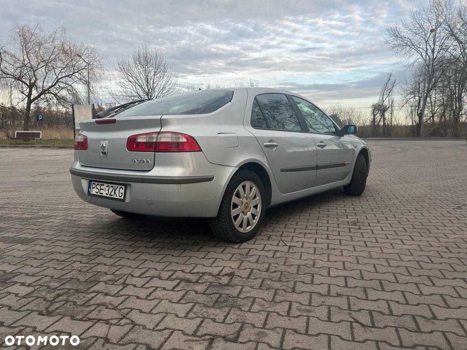 Renault Laguna - 1