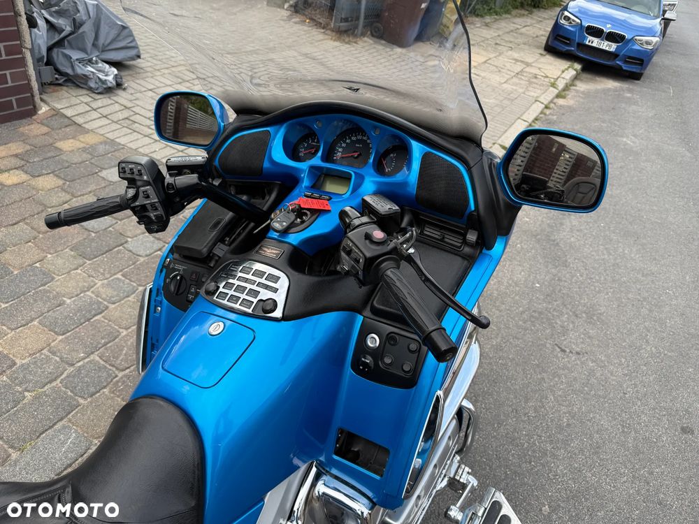 Honda GL - 9