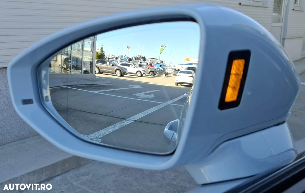 Audi A8 55 TFSI quattro Tiptronic MHEV - 29