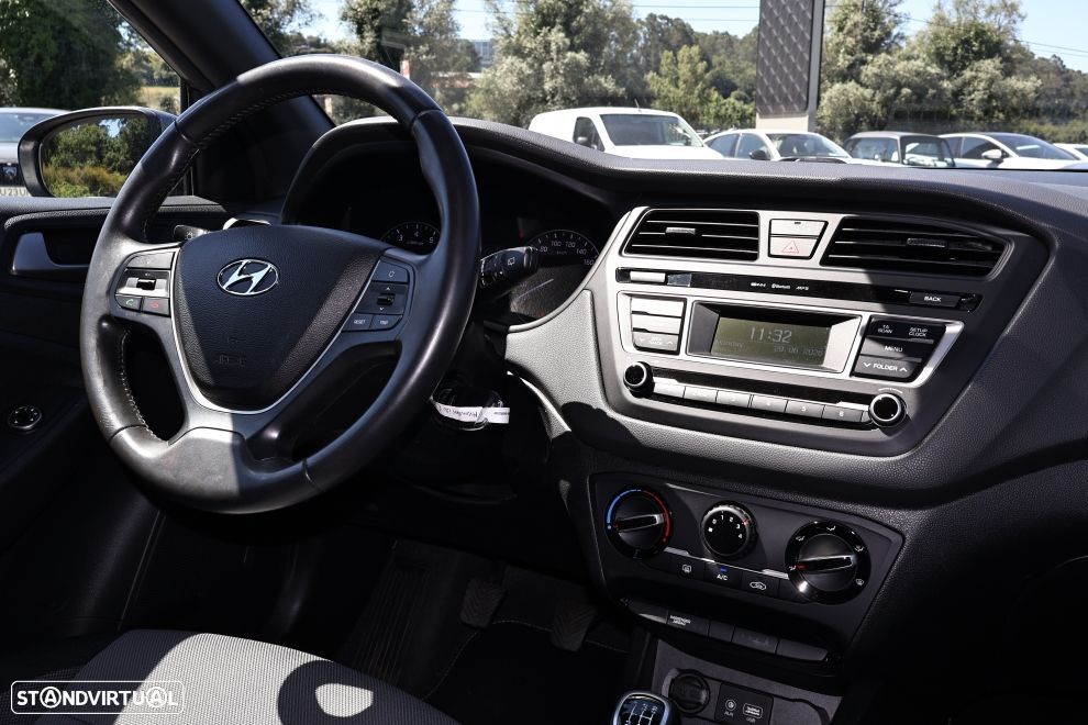 Hyundai i20 1.2 Access+Bluetooth 119g - 10