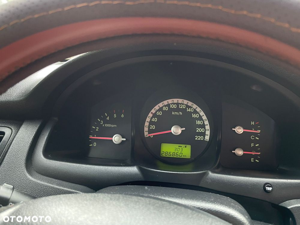 Kia Sportage 2.0 CRDi Tour - 14