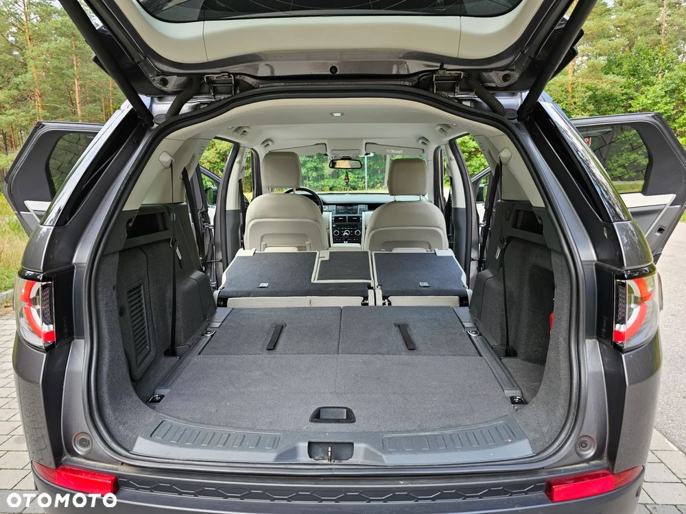 Land Rover Discovery Sport 2.2 TD4 SE - 19