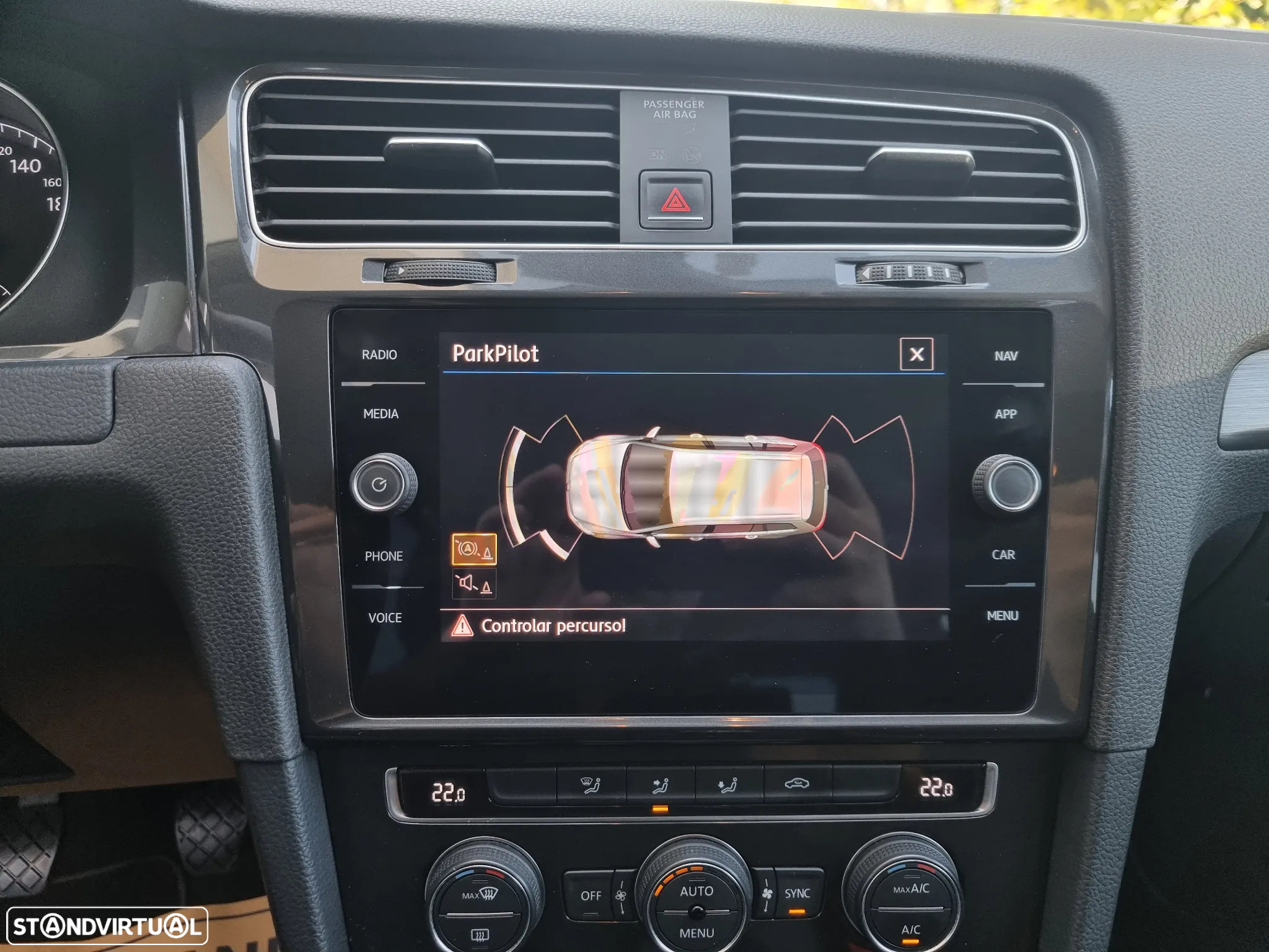 VW Golf Variant 1.6 TDi Confortline - 15