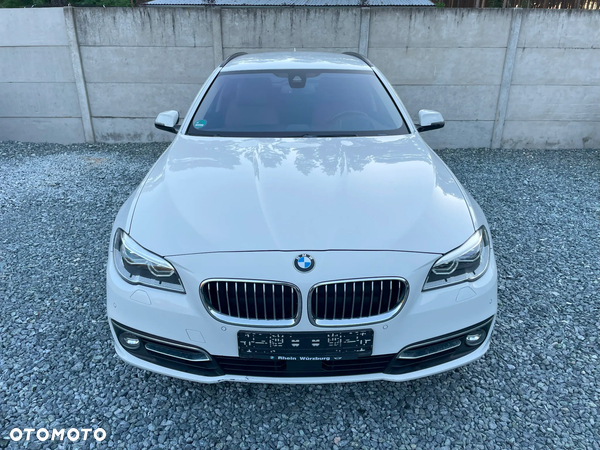 BMW Seria 5 520d Luxury Line